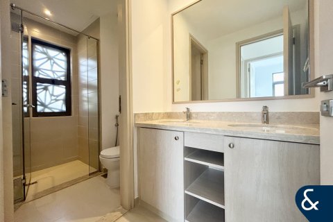 Vila v Reem, Dubai, SAE 4 spálne, 263 m2 č. 670903 - Fotografia 17