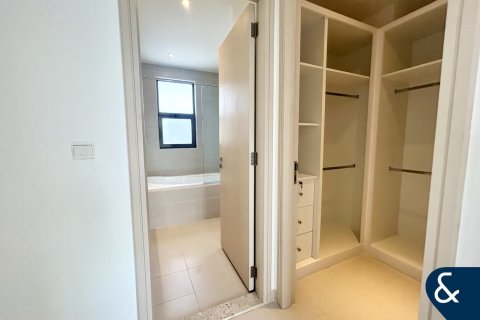 Vila v Reem, Dubai, SAE 4 spálne, 263 m2 č. 670903 - Fotografia 10