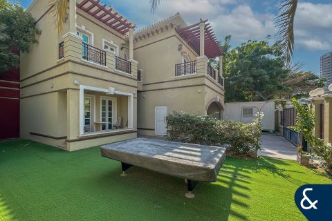 Vila v Dubai Sports City, Dubai, SAE 5 ložnice, 460 m² Č.: 670905 - fotografie 25