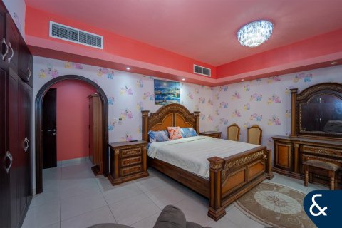 Vila v Dubai Sports City, Dubai, SAE 5 ložnice, 460 m² Č.: 670905 - fotografie 16