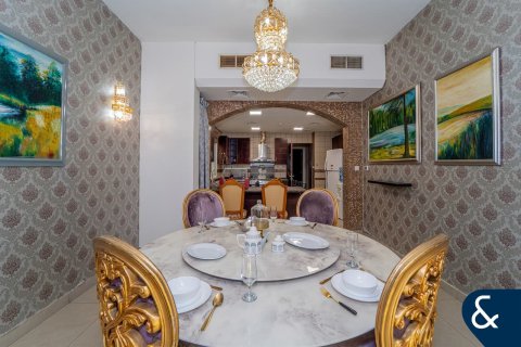 Vila v Dubai Sports City, Dubai, SAE 5 ložnice, 460 m² Č.: 670905 - fotografie 4