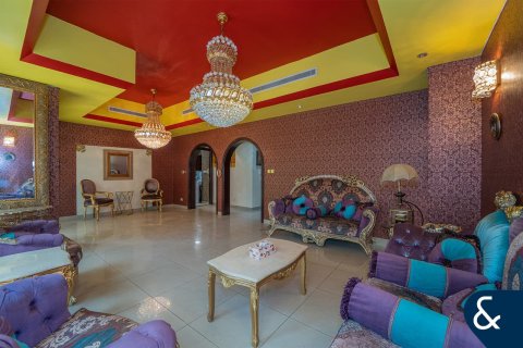 Vila v Dubai Sports City, Dubai, SAE 5 ložnice, 460 m² Č.: 670905 - fotografie 3