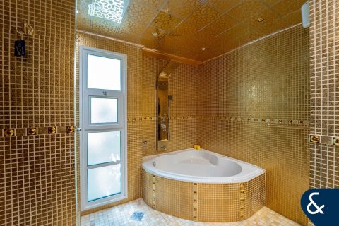 Vila v Dubai Sports City, Dubai, SAE 5 ložnice, 460 m² Č.: 670905 - fotografie 13