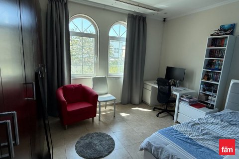 Vila v Jumeirah Park, Dubai, SAE 3 ložnice, 677.7 m² Č.: 718949 - fotografie 11