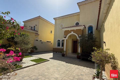 Vila v Jumeirah Park, Dubai, SAE 3 ložnice, 677.7 m² Č.: 718949 - fotografie 13