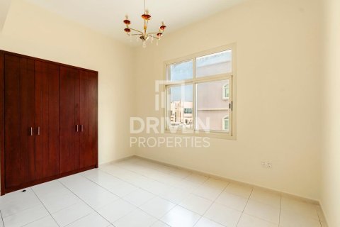 Villa sa Mirdif, Dubai, UAE 3 silid-tulugan, 195.1 sq.m. № 757306 - larawan 9