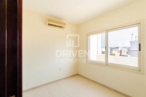 Villa sa Mirdif, Dubai, UAE 3 silid-tulugan, 195.1 sq.m. № 757306 - larawan 16