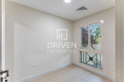 Vila u gradu Al Barsha, Dubai, UAE 4 spavaće sobe, 334.82 m2 Br. 757305 - Slika 14