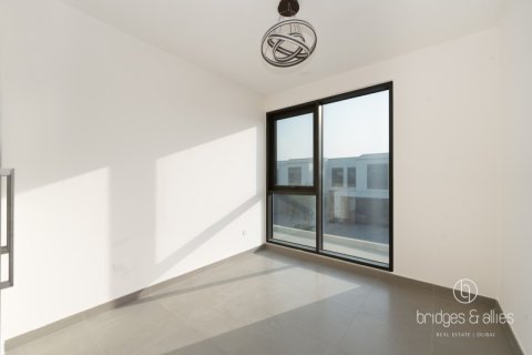 Зняти в оренду віллу в Дубай Хилс Эстейт, ОАЕ 3 спальні, 270.9м2, № 669096 - фото 12