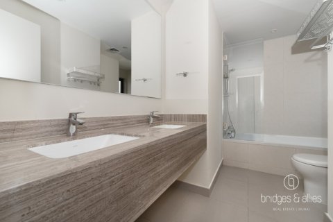 Зняти в оренду віллу в Дубай Хилс Эстейт, ОАЕ 3 спальні, 270.9м2, № 669096 - фото 21