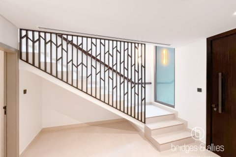 Зняти в оренду віллу в Дубай, ОАЕ 3 спальні, 140.5м2, № 669095 - фото 5