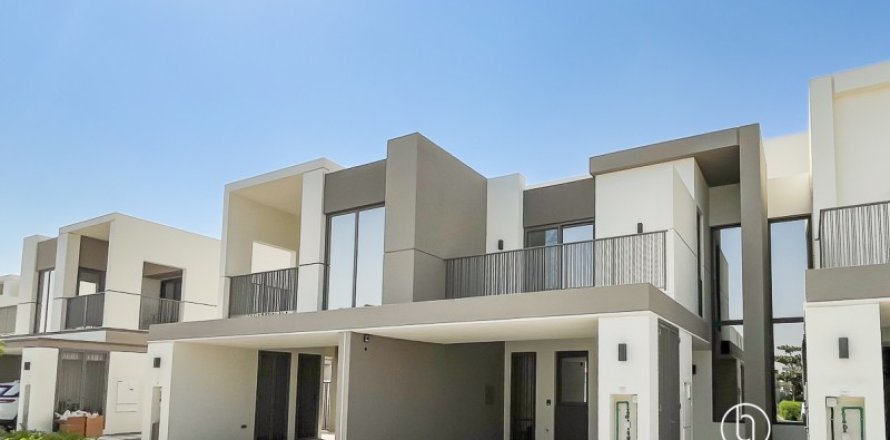 Вілла в Дубай, ОАЕ 3 спальні, 140.5м2 № 669095