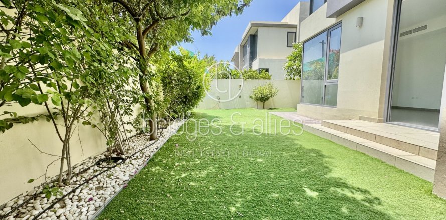 Vila di Dubai Hills Estate, UEA 4 kamar tidur, 228.7 m2 nomor 629725