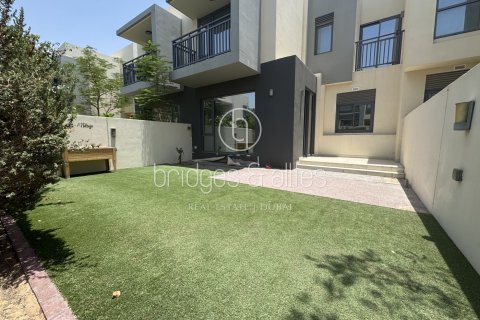 Vilă de închiriat în Dubai Hills Estate, Dubai, EAU 3 dormitoare, 199.2 mp.  №629723 - poză 2