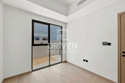 Řadový dům v Damac Lagoons, Dubai, SAE 5 ložnice, 219.62 m² Č.: 753981 - fotografie 12