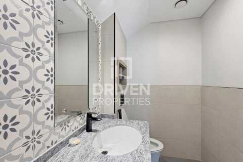 Řadový dům v Damac Lagoons, Dubai, SAE 5 ložnice, 219.62 m² Č.: 753981 - fotografie 15