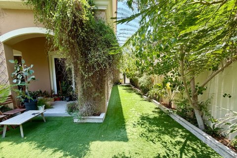 Willa do wynajęcia w Dubai Land, Dubai, ZEA 3 sypialnie, 325.06 mkw., nr 749694 - zdjęcie 8