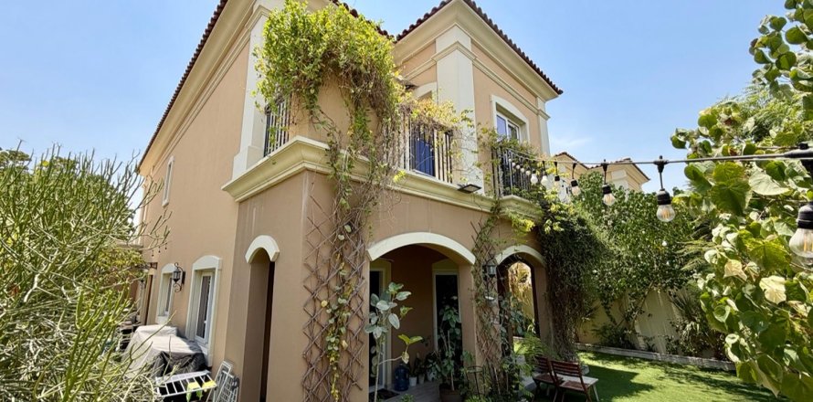 Βίλα σε Dubai Land, ΗΑΕ 3 υπνοδωμάτια, 325.06 τ.μ. Αρ. 749694