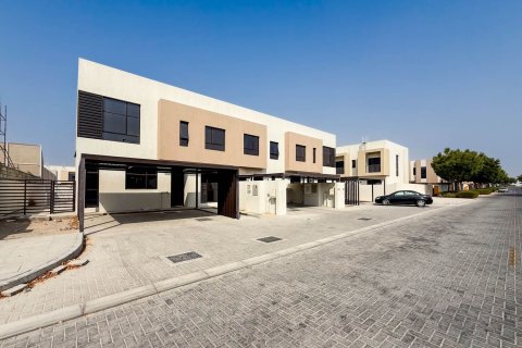Rekkehus i Al Tai, Sharjah, Emiratene 4 soverom, 374.69 kvm nr. 748865