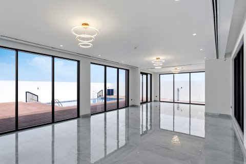 Vilë në Dubai, Emiratet e Bashkuara Arabe 5 dhoma gjumi, 852.85 m2. № 750132 - Foto 14