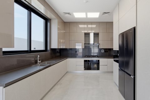 Vilë në Dubai, Emiratet e Bashkuara Arabe 5 dhoma gjumi, 852.85 m2. № 750132 - Foto 6