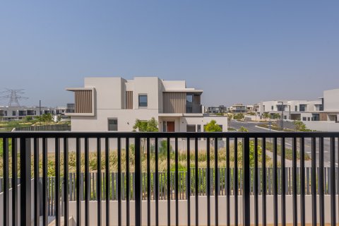 Üürile anda ridamaja asukohaga Jebel Ali, Dubai, AÜE: 4 magamistoaga, 398.62 m² Nr 749570 - pilt 15