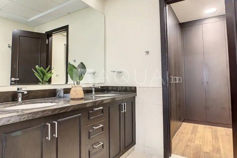Vila di Serena, Dubai, UEA 3 kamar tidur, 257.9 m2 nomor 701927 - foto 13