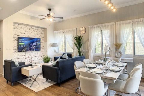 Vila di Serena, Dubai, UEA 3 kamar tidur, 257.9 m2 nomor 701927 - foto 1