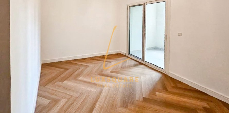 Leilighet i Jumeirah Village Circle, Dubai, Emiratene 2 soverom, 127 kvm nr. 701926