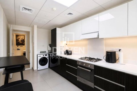 Appartamento in vendita a Al Sufouh, Dubai, EAU 2 camere da letto, 125.88 mq. № 743418 - foto 10