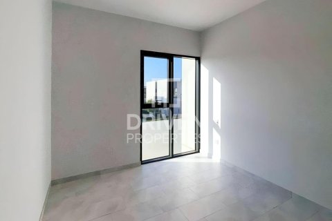 Dubai Land, Dubai, UAE의 임대용 타운하우스 침실 3개, 174.94제곱미터 번호 744973 - 사진 9