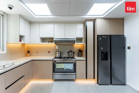 Villa till försäljning i Dubai, UAE 4 sovrum, 799 kvm Nr. 662407 - fotografi 10