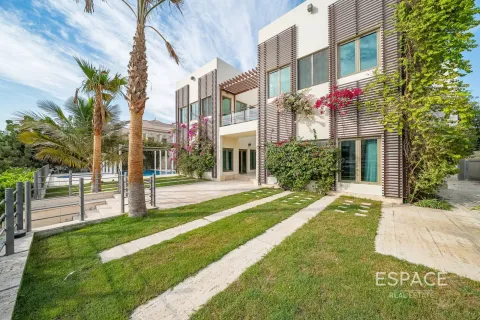 ویلا برای اجاره در Palm Jumeirah، Dubai، امارات متحده عربی 6 خوابه ، 650 متر مربع ، شماره 738473 - تصویر 1