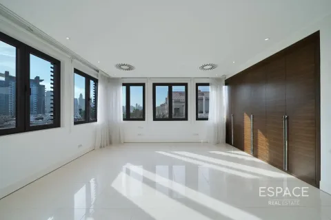 ویلا برای اجاره در Palm Jumeirah، Dubai، امارات متحده عربی 6 خوابه ، 650 متر مربع ، شماره 738473 - تصویر 3