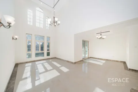 Villa in affitto a Jumeirah Islands, Dubai, EAU 4 camere da letto, 481 mq. № 738468 - foto 2