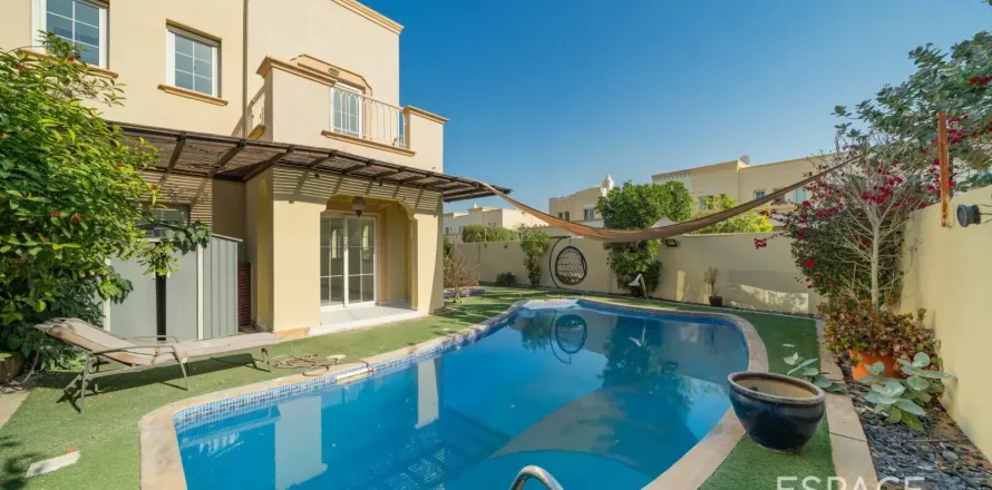 Villa a The Springs, Dubai, EAU 2 camere da letto, 167 mq. № 738469