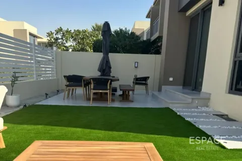 Dubai Hills Estate, Dubai, BAE’de kiralık villa 4 yatak odası, 230 m&sup2; No 738470 - fotoğraf 18