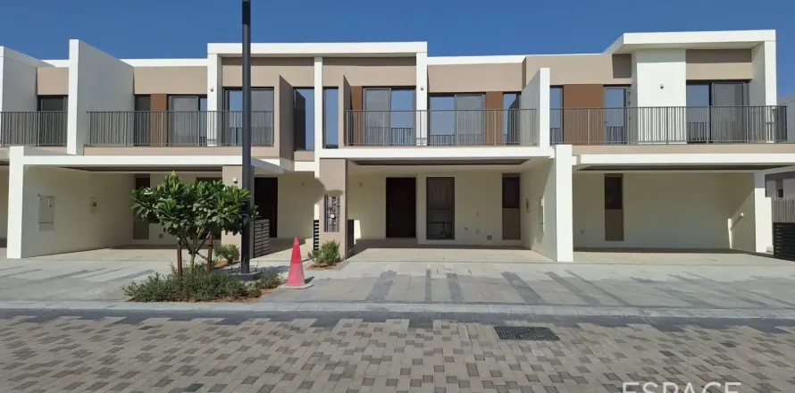 فيلا في Tilal Al Ghaf، دبي 4 غرفة نوم ، 221 متر مربع . ر قم 738472