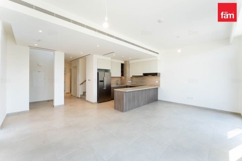 Таунхаус Дубай, БАӘ-да 3 жатын бөлмелер, 206 м² № 648066 - фото 1