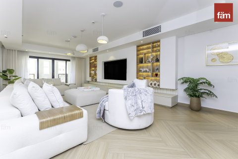 Townhouse in Palm Jumeirah, Dubai, UAE 3 bedrooms, 720.7 sq.m. № 648071 - photo 25