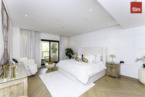 Townhouse in Palm Jumeirah, Dubai, UAE 3 bedrooms, 720.7 sq.m. № 648071 - photo 10
