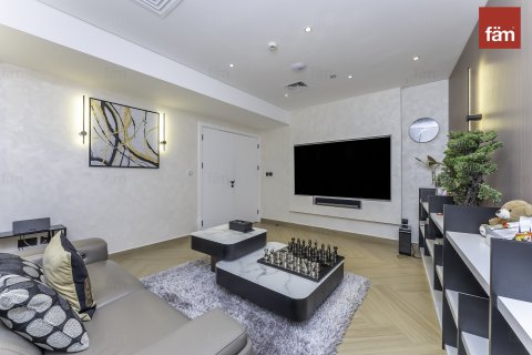 Townhouse in Palm Jumeirah, Dubai, UAE 3 bedrooms, 720.7 sq.m. № 648071 - photo 16