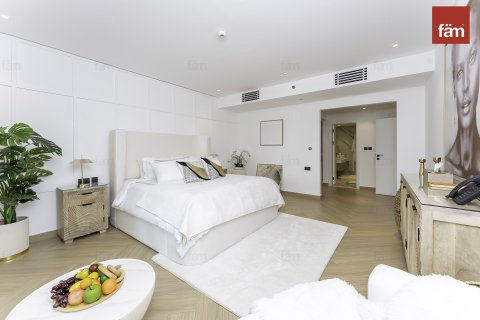 Townhouse in Palm Jumeirah, Dubai, UAE 3 bedrooms, 720.7 sq.m. № 648071 - photo 23