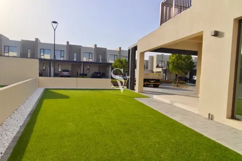 Māja Dubai South (Dubai World Central), Dubaijā, AAE 4 istabas, 277 m2 Nr. 711208 - attēls 4