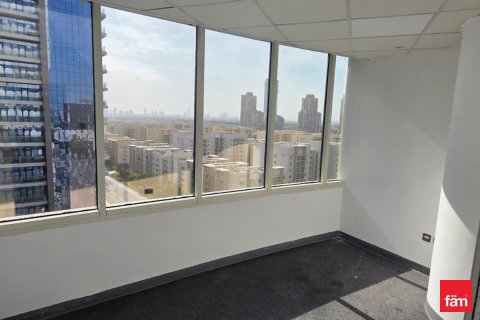 Büroraum zur Miete in Dubai, VAE 155.3 m2 Nr. 711448 - Foto 15