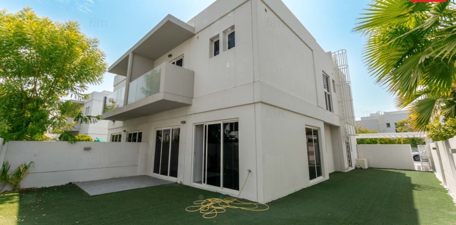 Casa urbana em Dubai, EAU 3 quartos, 300.4 m2 № 752009