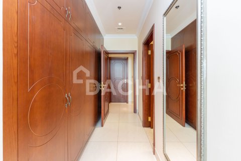 Apartamento en venta en Palm Jumeirah, Dubai, EAU 2 dormitorios, 166 m2 № 707852 - foto 7