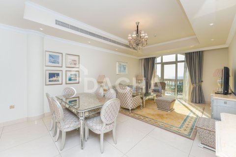 Palm Jumeirah, Dubai, संयुक्त अरब अमीरात में अपार्टमेंट, 2 बेडरूम, 166 वर्ग मीटर, संख्या 707852