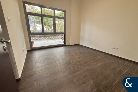 Apartmen di Al Furjan, Dubai, UAE 2 bilik tidur, 196 meter persegi № 668146 - foto 4