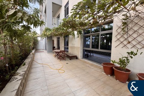 Apartmen di Al Furjan, Dubai, UAE 2 bilik tidur, 196 meter persegi № 668146 - foto 1